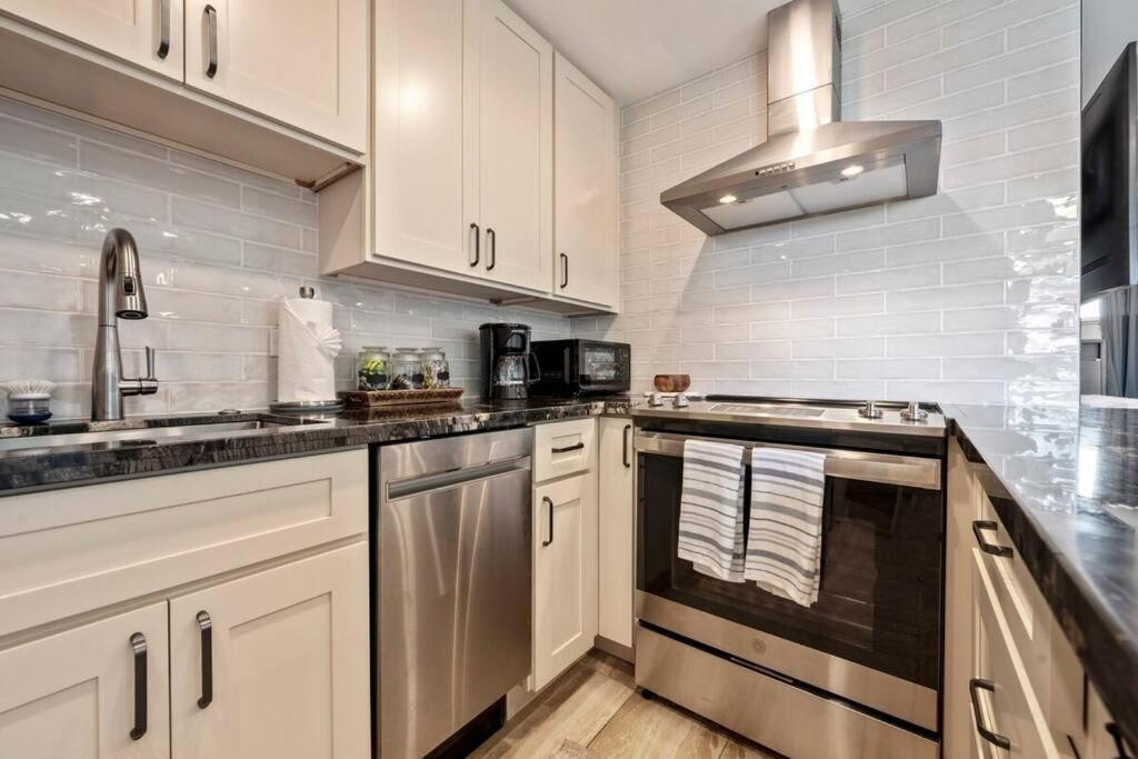 Hale Ono Loa 403- Top Floor, Ocean View, & Complete Modern Remodel Apartamento Kahana Exterior foto