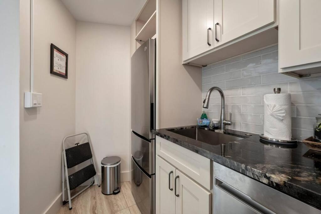 Hale Ono Loa 403- Top Floor, Ocean View, & Complete Modern Remodel Apartamento Kahana Exterior foto