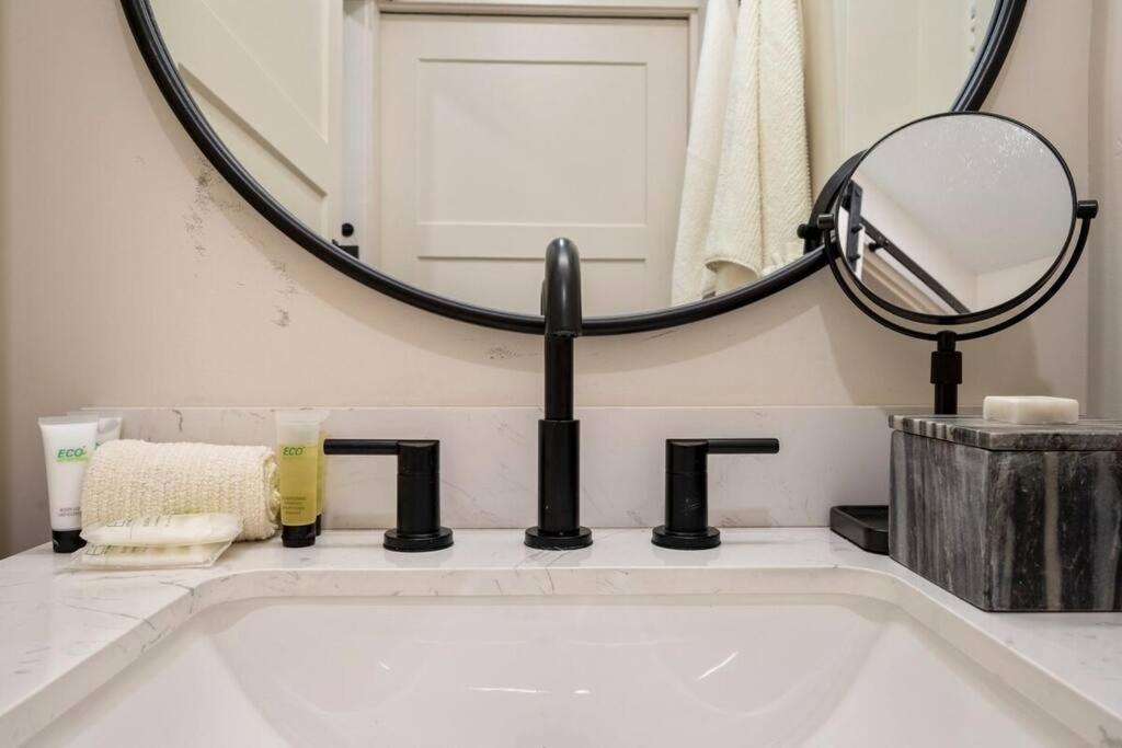 Hale Ono Loa 403- Top Floor, Ocean View, & Complete Modern Remodel Apartamento Kahana Exterior foto