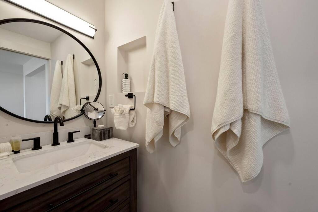 Hale Ono Loa 403- Top Floor, Ocean View, & Complete Modern Remodel Apartamento Kahana Exterior foto